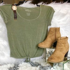 COPY - American Eagle Soft&Sexy Tie Up Top